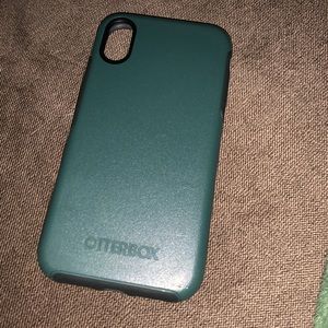 Green Otterbox Iphone XR